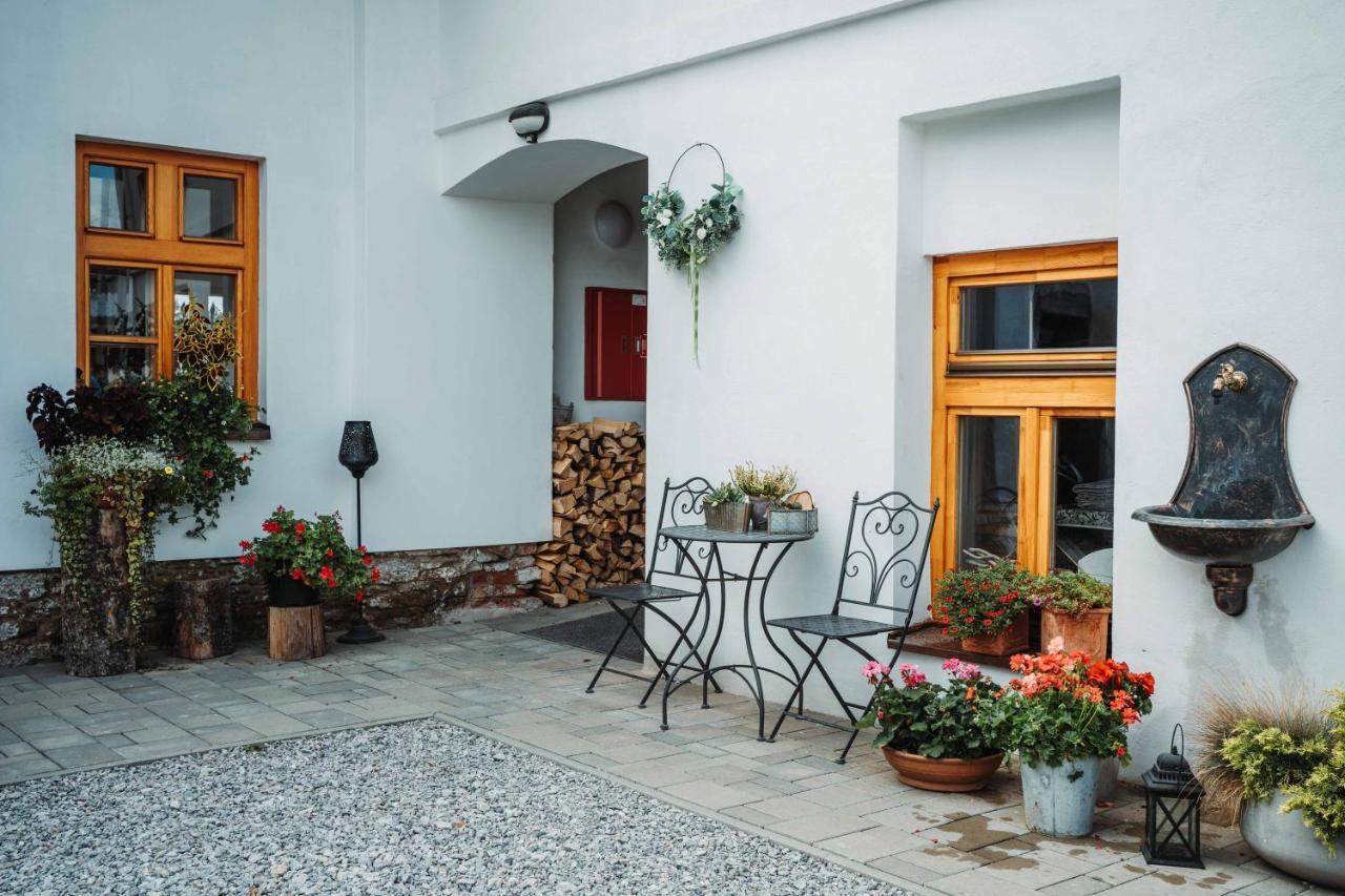 Cakyho Kuria - Mezonetovy Apartman S Krbom A Saunami Szepessümeg Kültér fotó