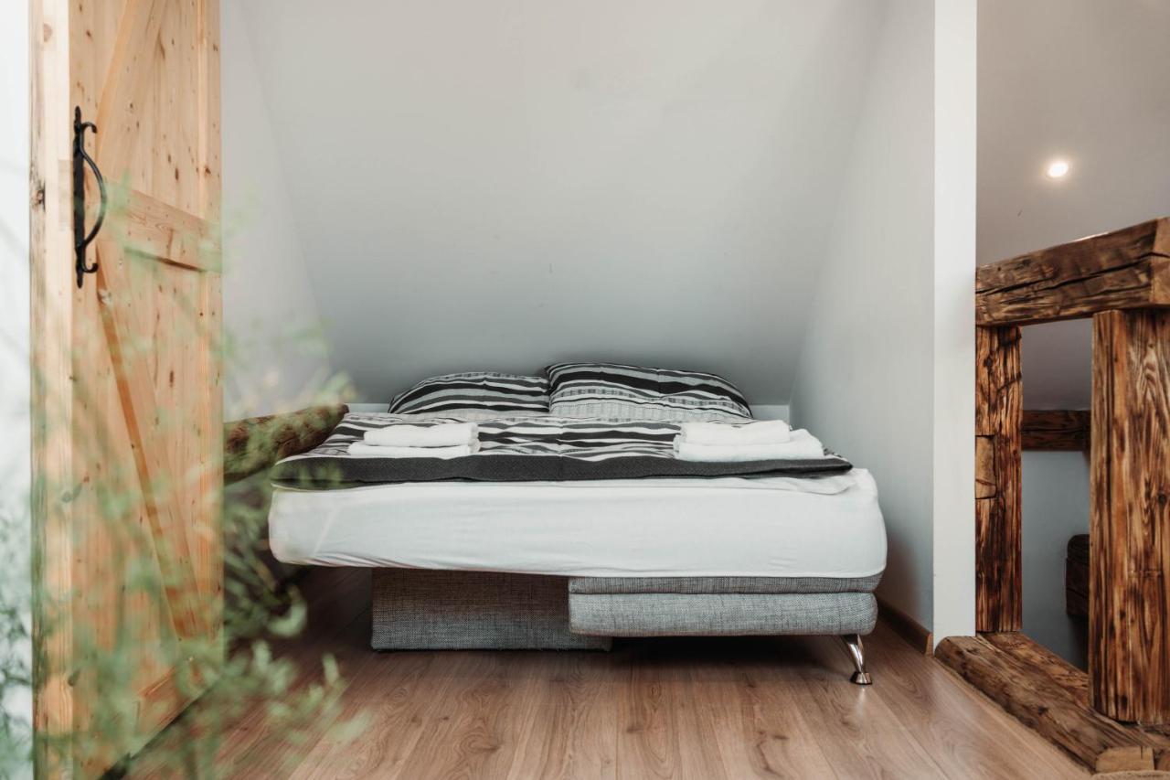 Cakyho Kuria - Mezonetovy Apartman S Krbom A Saunami Szepessümeg Kültér fotó